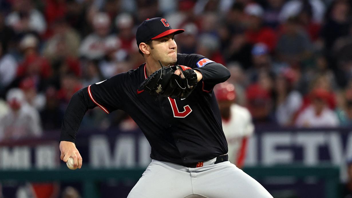 王哲林18+10 洛夫顿12中2 迪亚洛23+12 上海击退山西.